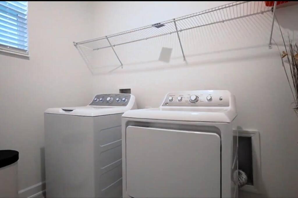 Close To Disney & Other Theme Parks,Private Heated Poolspa, Bbq & Game Rm Kissimmee Exterior photo